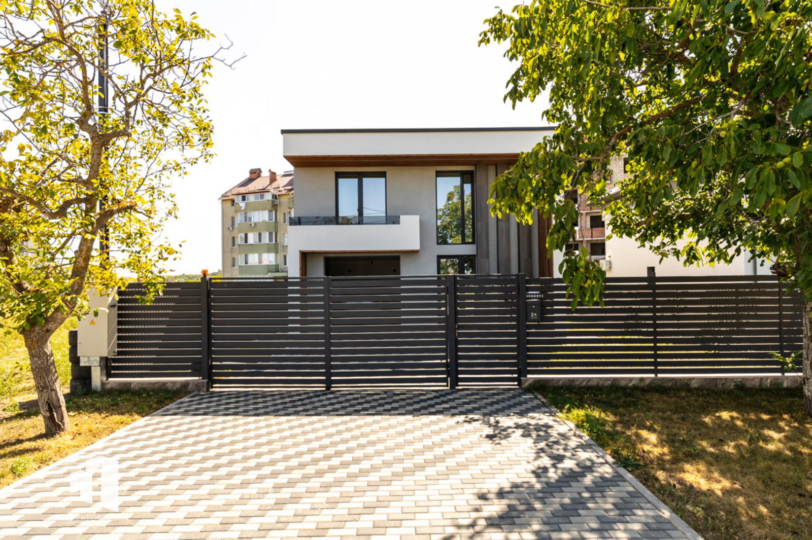Casa Colonita str Budesti 